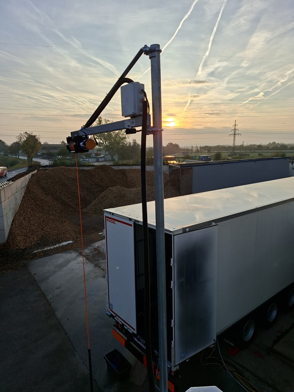 Fotos vom Aufbau der Mobilen Heizanlage