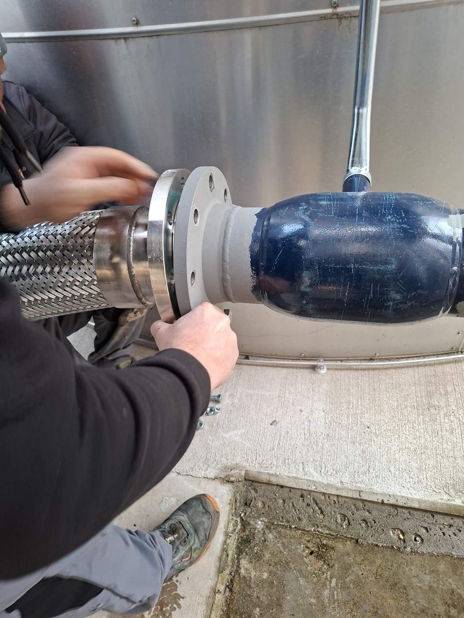 Fotos vom Aufbau der Mobilen Heizanlage
