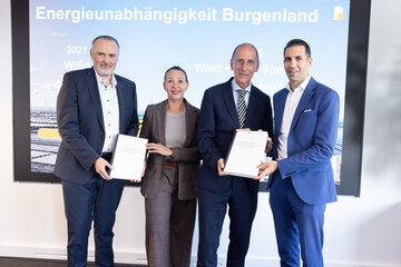 Landeshauptmann Hans Peter Doskozil, Markt- und Meinungsforscherin Christina Matzka, Univ. Prof. Dr. Peter Filzmaier und CEO Burgenland Energie Stephan Sharma (v.l.).