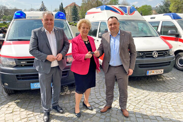 V.l.n.r. Wolfgang Werderits, GF VBB, LTPin Verena Dunst, Volodymyr Chubirko, Vertreter der Region Transkarpatien