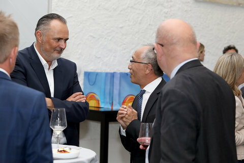 Landeshauptmann Hans Peter Doskozil im Gespräch mit S.E. Xiaosi Li, Botschafter der Volksrepublik China in Österreich