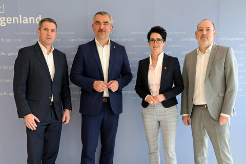 Infrastrukturlandesrat Heinrich Dorner präsentiert das burgenländische Bauprogramm 2026