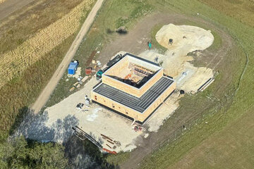 Der neue Notarzthubschrauber-Stützpunkt in Frauenkirchen aus der Vogelperspektive.