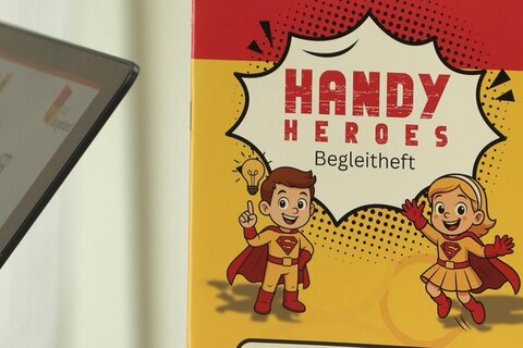 Handy Heroes - bringt sichere Nutzung auf das Smartphone-Display