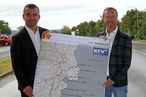 LH-Stv. Johann Tschürtz und LR Heinrich Dorner am Grenzübergang Deutschkreutz