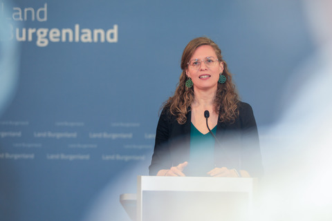 Landeshauptmann-Stellvertreterin Anja Haider-Wallner informierte mit den Klubobleuten Roland Fürst und Wolfgang Spitzmüller über Gesetzesinitiativen zum beschleunigten Ausbau erneuerbarer Energien