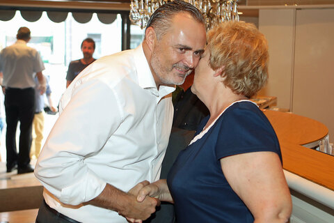 Landtagspräsidentin Verena Dunst begrüßte Landeshauptmann Hans Peter Doskozil