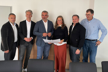 Florian Hofstetter (Amt der Burgenländischen Landesregierung, Hauptreferatsleiter Abt. 9), Werner Stutterecker (Hochschule Burgenland), Landesrat Heinrich Dorner, Landeshauptmann-Stellvertreterin Anja Haider-Wallner, Wolfgang Koller (Energieberatung Burgenland), Rainer Wildt (Wirtschaftskammer Burgenland)
