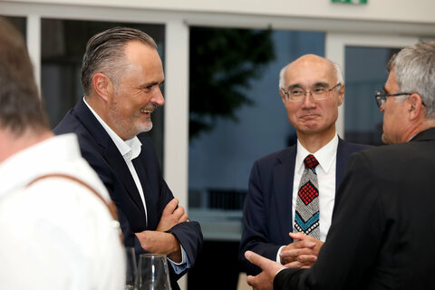 Landeshauptmann Hans Peter Doskozil mit Akira Mizutani, Botschafter Japans in Österreich