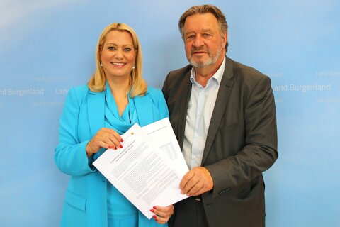 Landerätin Daniela Winkler und Bildungsdirektor Alfred Lehner.