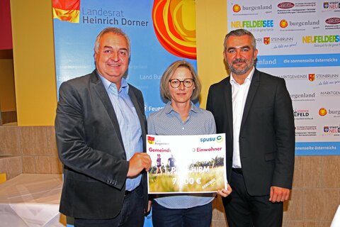 Siegerehrung spusu gemeindechallenge mit Landesrat heinrich Dorner