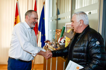 Treffen zwischen Landeshauptmann Hans Peter Doskozil und Goleador Krankl im Februar 2026