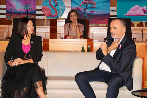 Landeshauptmann Hans Peter Doskozil und Landtagspräsidentin Astrid Eisenkopf mit Krebshilfe-Burgenland-Geschäftsführerin Andrea Konrath machten im Rahmen der Pink Ribbon Matinee im Landtagssitzungssaal auf die Wichtigkeit der Krebsvorsorge und auf die zahlreichen Unterstützungsangebote für Betroffene aufmerksam.