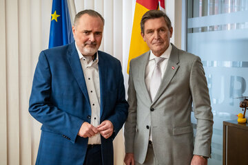 Landeshauptmann Hans Peter Doskozil und Mobilitätsminister Peter Hanke bei einem Besuch des Ministers im Burgenland.