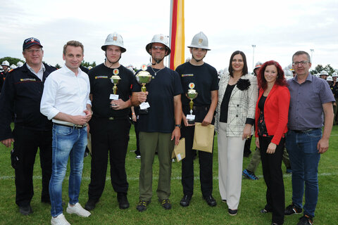 Bezirksfeuerwehrleistungsbewerbe  in Zagersdorf mit Astrid eisenkopf