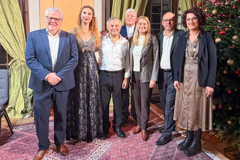 Landesrätin Mag.a (FH) Daniela Winkler beim Weihnachtskonzert des Vereins der Freunde des Krankenhauses Kittsee im Schloss Kittsee