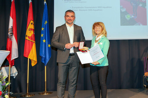 Brigitte Fritscher Ehrenzeichen in Gold