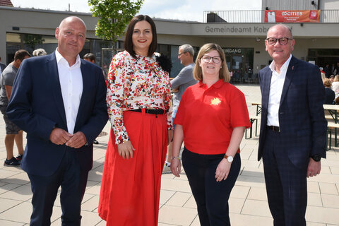 Feierten 50 Jahre Kindergarten Kobersdorf: (v.l.) Kobersdorfs Bürgermeister Andreas Tremmel, Landeshauptmann-Stellvertreterin Mag.a Astrid Eisenkopf, Christine Fleck, Kindergartenleiterin und Bürgermeister Horst Egresich, Kaisersdorf.