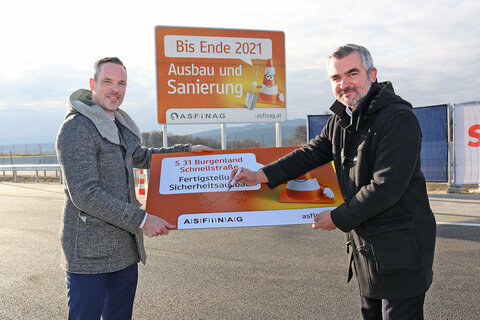 Infrastrukturlandesrat Heinrich Dorner und ASFINAG-Vorstand Hartwig Hufnagl (li.) freuen sich über die Fertigstellung des S 31-Sicherheitsausbaus zwischen Mattersburg und Weppersdorf.