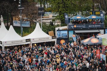 Das Burgenland lädt beim Bike Festival am Wiener Rathausplatz mit Radinfos, Genuss und Urlaubsangeboten zum Entdecken ein.