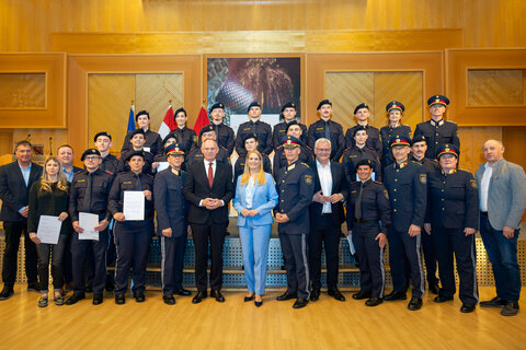 LAndesrätin Daniela Winkler bei der Ausmusterung von 39 Polizisten und der Eröffnung des Cybercrim-Trainingcenters in eisenstadt