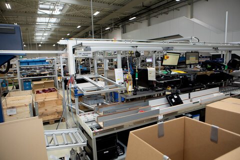 Sujetbild über das Unternehmen SWARCO FUTURIT in Neutal.