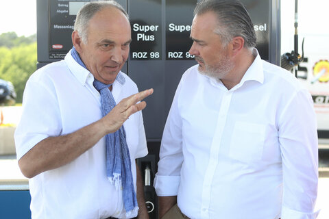 Landestankstelle in St. Michael offiziell eröffnet