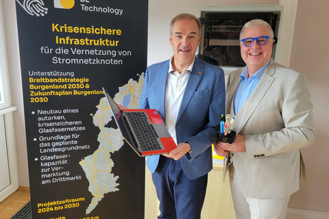 Landesrat Dr. Leonhard Schneemann und Breitbandkoordinator Burgenland DI Georg Podebradsky, MBA (v.l.)