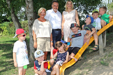 Landeshauptmann Hans Peter Doskozil, Bildungslandesrätin Daniele Winkler und Bürgermeisterin Ingrid Salamon präsentierten in Mattersburg Details zum Gratiskindergarten 