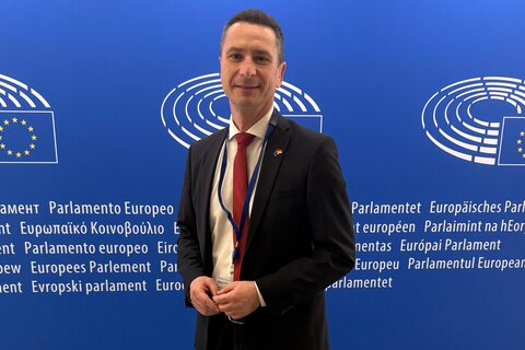 Landtagsabgeordneter Robert Hergovich im Europäischen Ausschuss der Regionen (AdR).