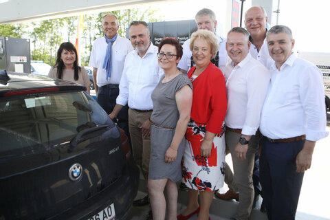 Landestankstelle in St. Michael offiziell eröffnet