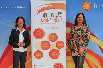 LH-Stellvertreterin Astrid Eisenkopf mit Isabell Semmelweis-Valenta, Projektleiterin MonA-Net