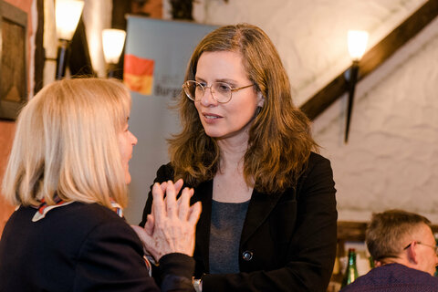 Landeshauptmann-Stellvertreterin Anja Haider-Wallner auf Dialogtour in Oberpullendorf.
