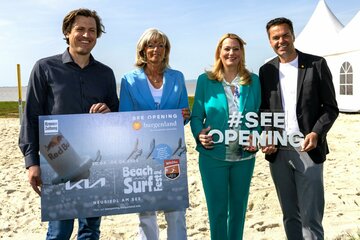 Daniel Hupfer (Veranstalter), Bürgermeisterin Elisabeth Böhm,Familienlandesrätin Daniela Winkler und Didi Tunkel (Geschäftsführer Burgenland Tourismus).