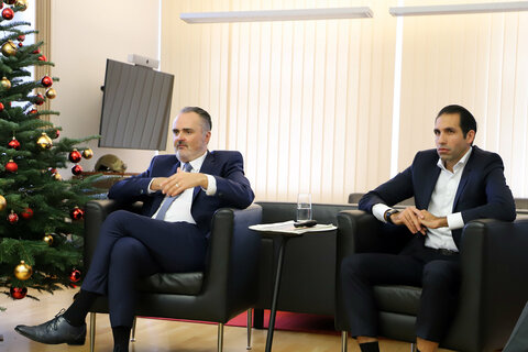 LH Hans Peter Doskozil mit Stephan Sharma, Vorstandsvorsitzender der Burgenland Energie AG