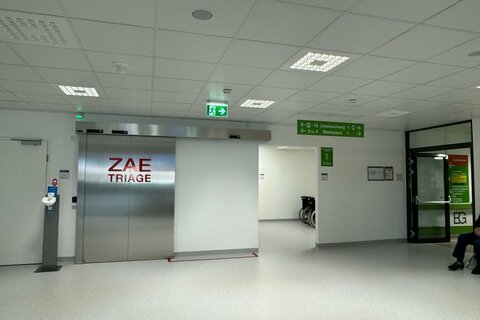 Der Eingang zur ZAE
