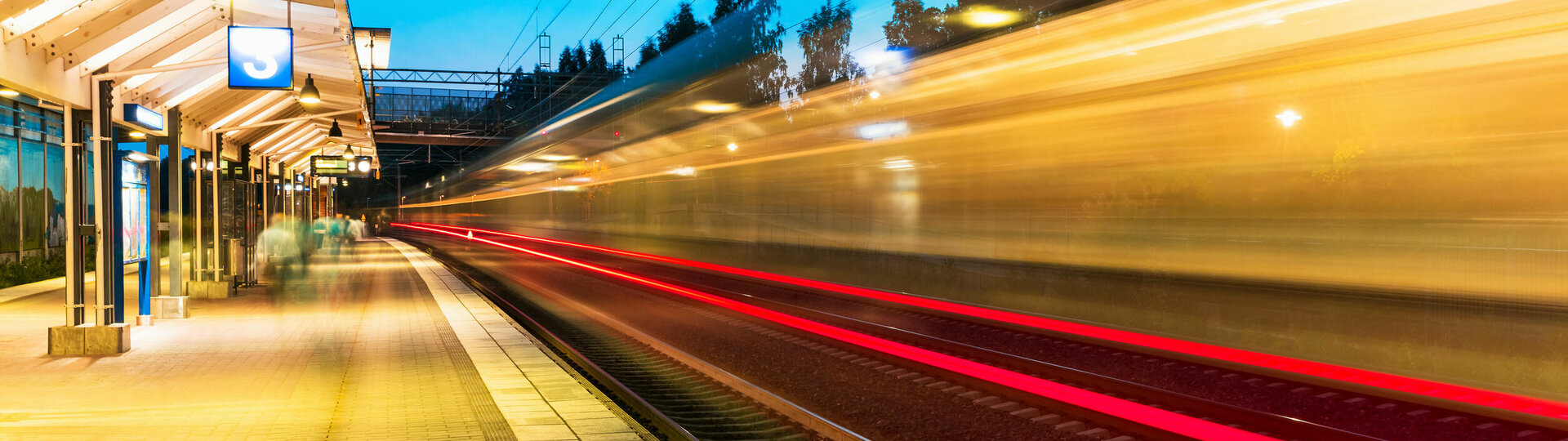 Zug verschwommen