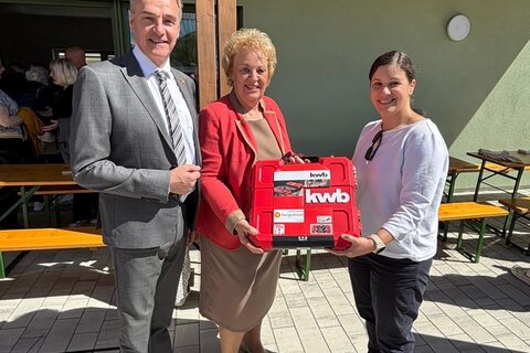 Landesrat Dr. Leonhard Schneemann, Volkshilfe-Burgenland-Präsidentin Verena Dunst und GF der Sowo Burgenland DI Melanie Piskernik