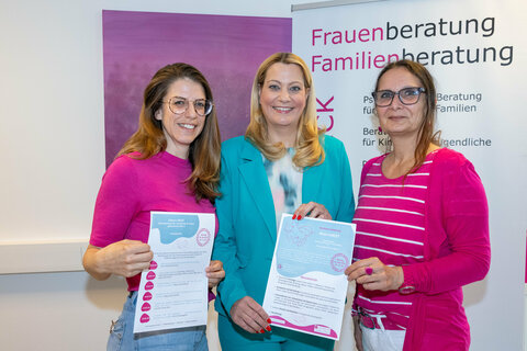 Sandra Gollubits, Familienlandesrätin Daniela Winkler und Karin Behringer-Pfann.