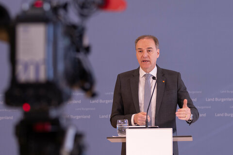 Landesrat Dr. Leonhard Schneemann präsentierte im Regierungsprogramm enthaltene Maßnahmen zur Unterstützung der Gemeinden.