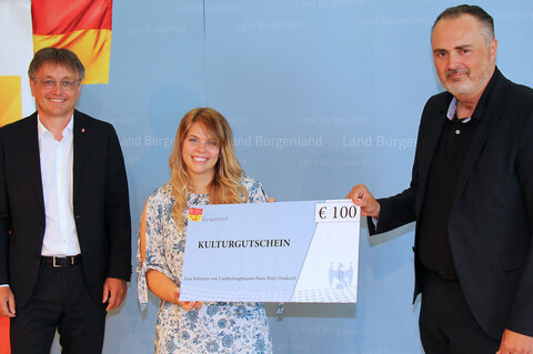 Landeshauptmann Hans Peter Doskozil und Mag. Michael Gerbavsits, Vorstandsvorsitzender Energie Burgenland, präsentierten ein starkes Sicherheitsnetz für KünstlerInnen und Kulturvereine