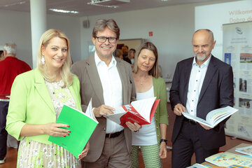 Besuch von Bildungsminister Martin Polaschek in der PPH Burgenland: v.l.: LRin Mag.a (FH) Daniela Winkler, Ao. Univ.-Prof. Dr. Martin Polaschek, PPH Burgenland-Rektorin Mag.a Dr.in Sabine Weisz, Bildungsdirektor Mag. Heinz Josef Zitz