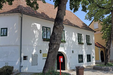 Landeshauptmannstellvertreterin Eisenkopf in Pöttsching im maierhof