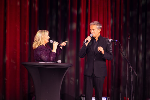 Moderatorin Patricia Schuller im Gespräch mit Generalintendant Alfons Haider.