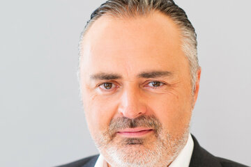 Porträtaufnahme Landeshauptmann Hans Peter Doskozil