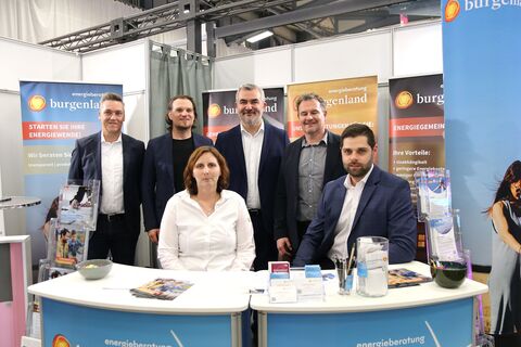 Wohnbaulandesrat Heinrich Dorner besuchte den Stand der Energieberatung Burgenland.