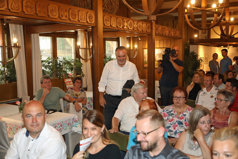 Landeshauptmann Hans Peter Doskozil bei seiner Ankunft in Jennersdorf