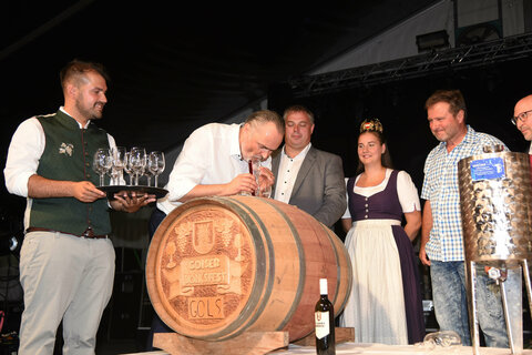 Landeshauptmann Hans Peter Doskozil eröffnete das Volksfest in Gols.
