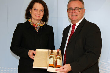 Die designierte Botschafterin Österreichs in Ungarn, Elisabeth Ellison-Kramer, traf Landeshauptmann Hans Niessl zu einem Arbeitsgespräch