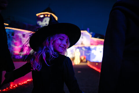 Die Burg erkunden, Burggespenst Schlaini begegnen und gemeinsam Halloween erleben: „Burg Geflüster“ lädt Familien zu einem besonderen Ausflug nach Stadtschlaining ein.